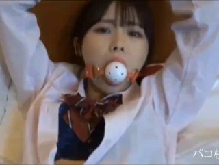 国产TS系列陈冰用黄瓜前戏放松菊花 戴着贞操锁被爆操后美美的吃下精液